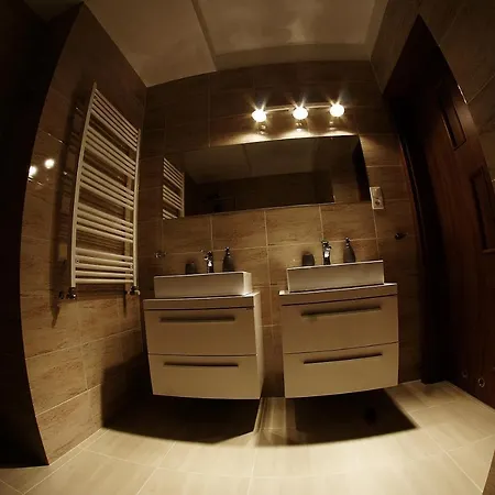 Hotelik Pod Akacjami-3