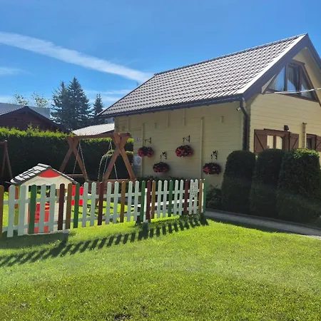 PROMYCZEK Domki 20 m od plaży-2
