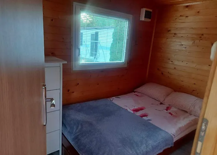 Domki Letniskowe 777 Karwia