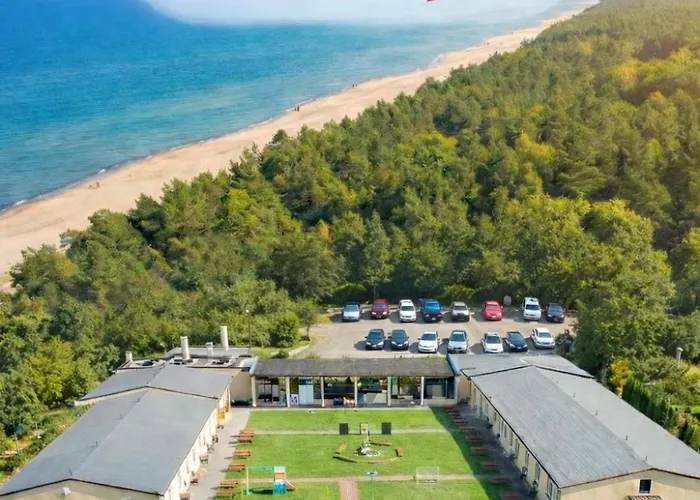 Ośrodek rodzinny Pod Wydmami PRZY PLAŻY , PLAC ZABAW , ROWERY Sarbinowo